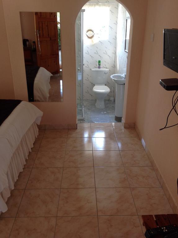 Lynns Guest House Bulawayo Eksteriør bilde
